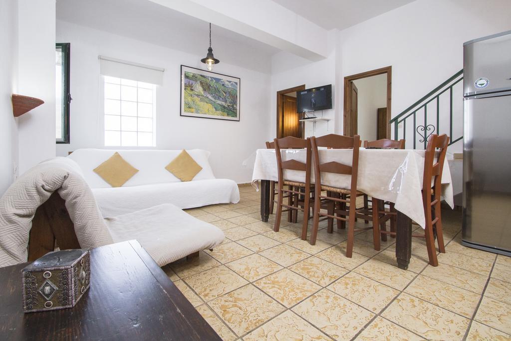 Apartamento Olive Tree Kalivianí Exterior foto
